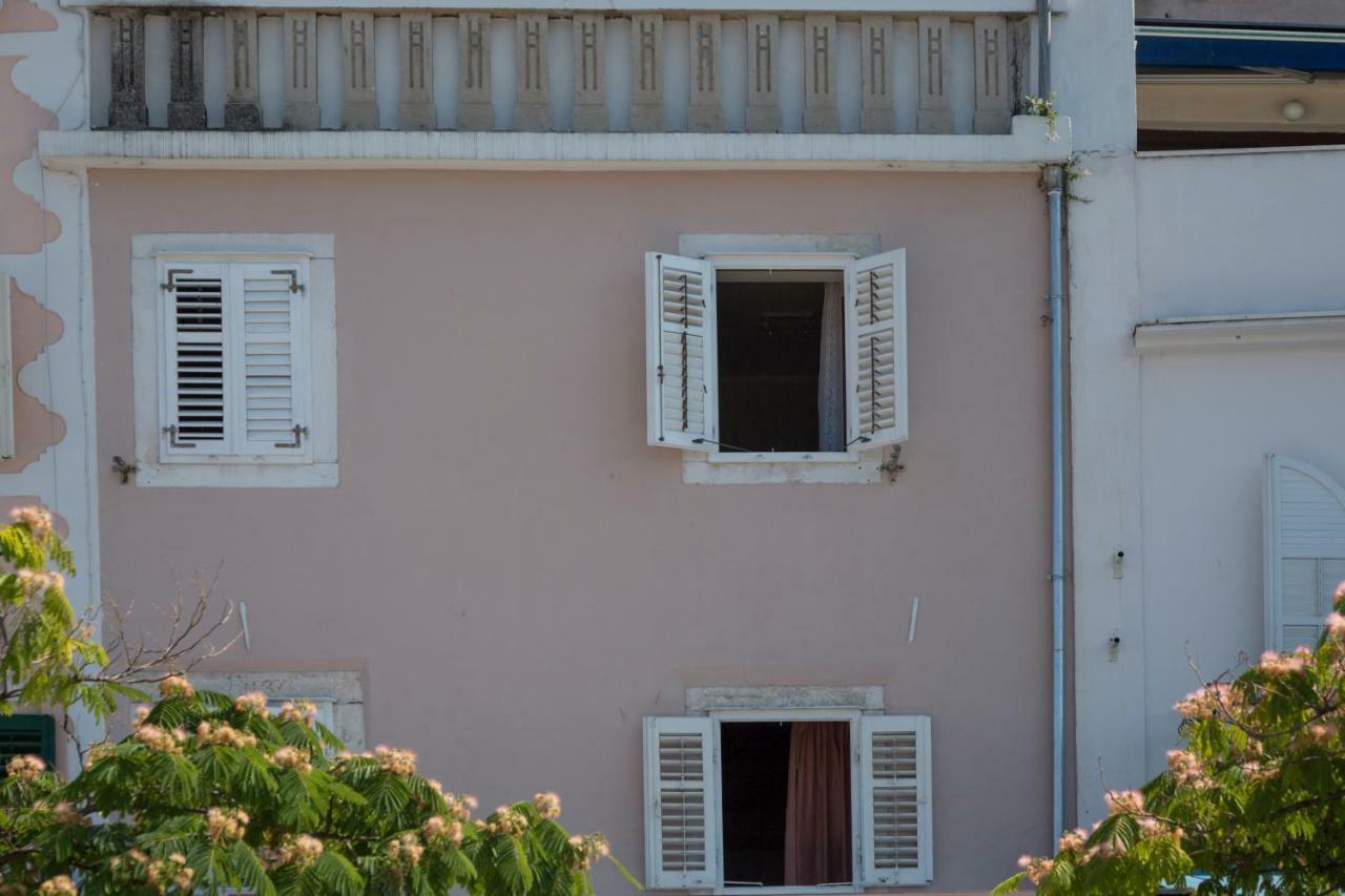 Apartment Riva شيبينيك المظهر الخارجي الصورة